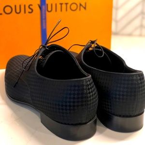 Authentic Louis Vuitton Men’s Dress Shoes